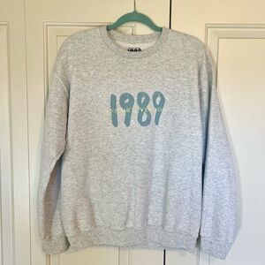 Taylor Swift 1989 Taylor’s Version Crew Neck Sweatshirt